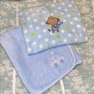 2 baby blankets